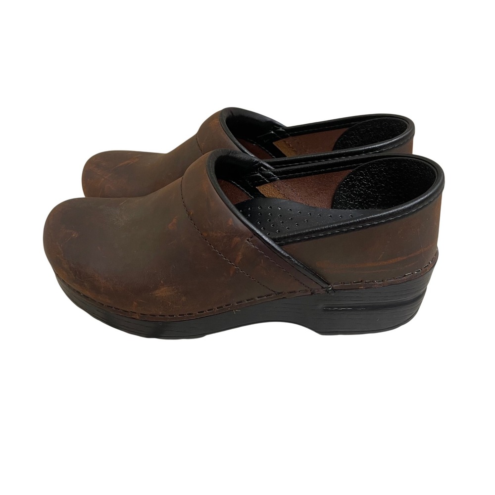 Dansko Professional Clogs Antique Brown Oiled Leather Womens 37 Work Shoe 6.5/7